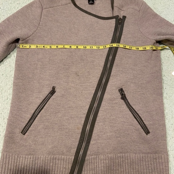 Club Monaco Gray Asymmetric Full-Zip Wool Sweater Jacket – Size Medium - Picture 6 of 13